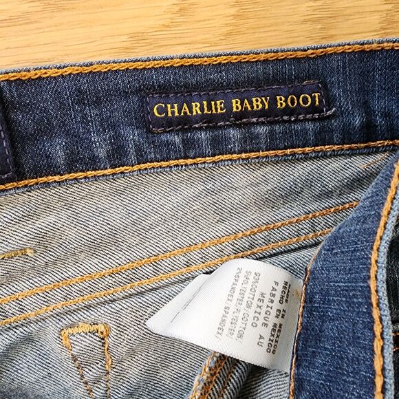Lucky Brand Jeans Charlie Baby Boot Womens 4/27 Regular Dark Denim Pants 30x31 - Picture 2 of 12